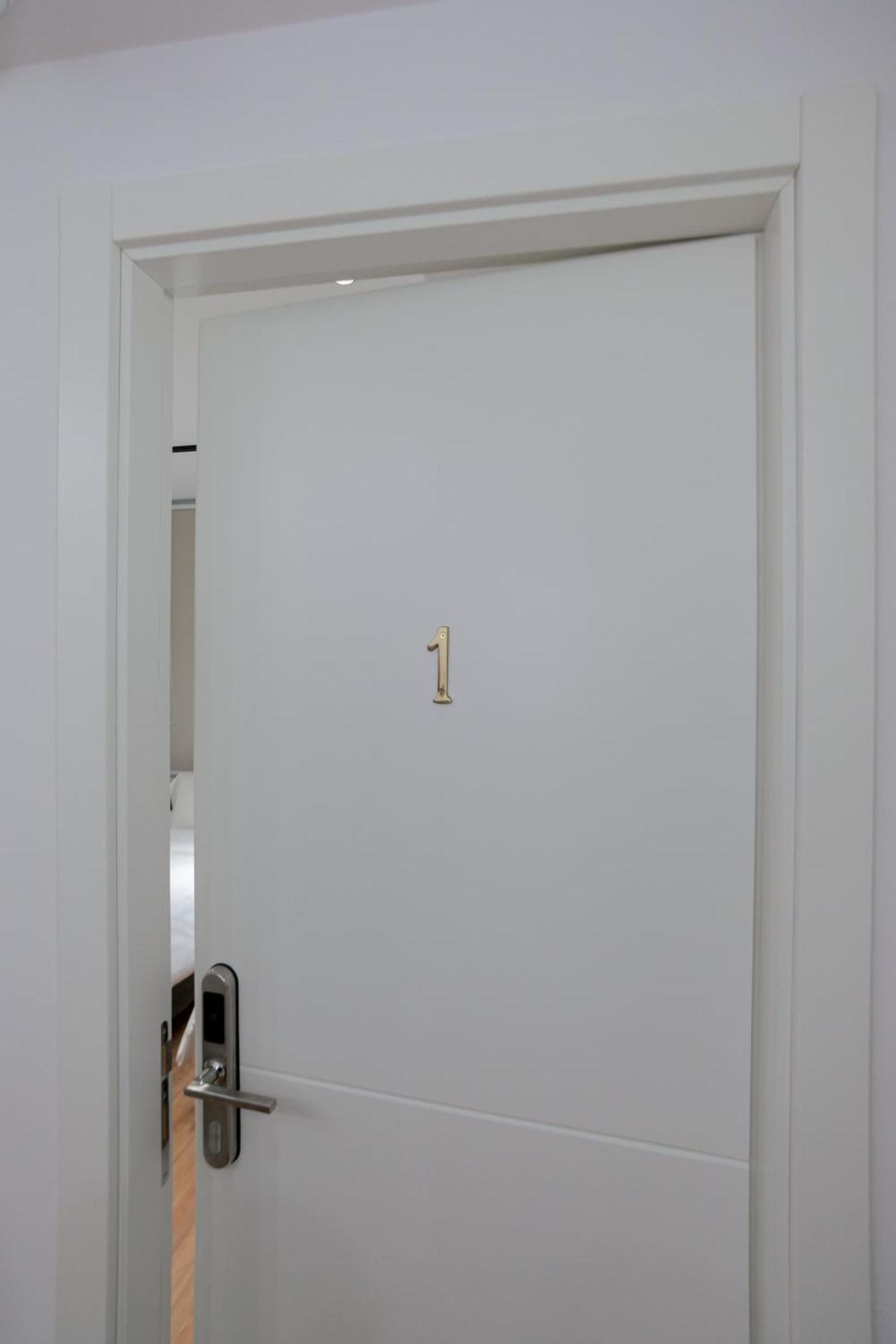 La Gioia Apartment Тирана Екстериор снимка