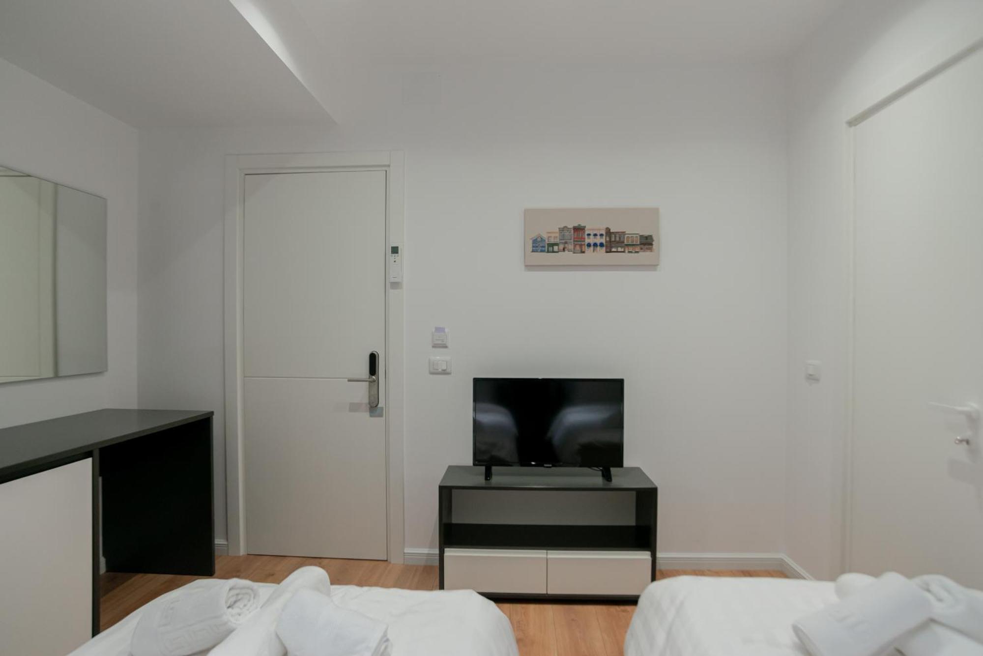 La Gioia Apartment Тирана Екстериор снимка
