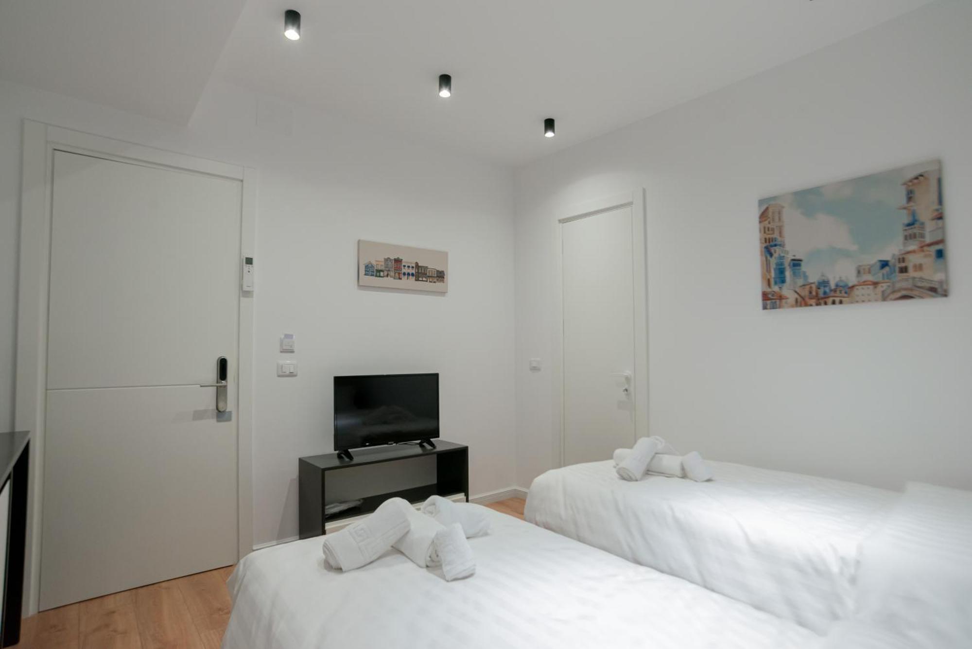 La Gioia Apartment Тирана Екстериор снимка